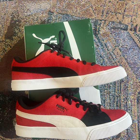New in box men’s Puma Suede Skate Nitro sneakers - Picture 2 of 11